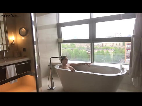 ❤️ Foshnjë e jashtëzakonshme që tund me pasion pidhin e saj në banjë Video porno në sq.videolucrativo.top ❌️